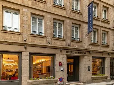 Des Marins, Hotel