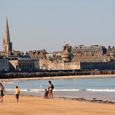 Hotel Des Marins,